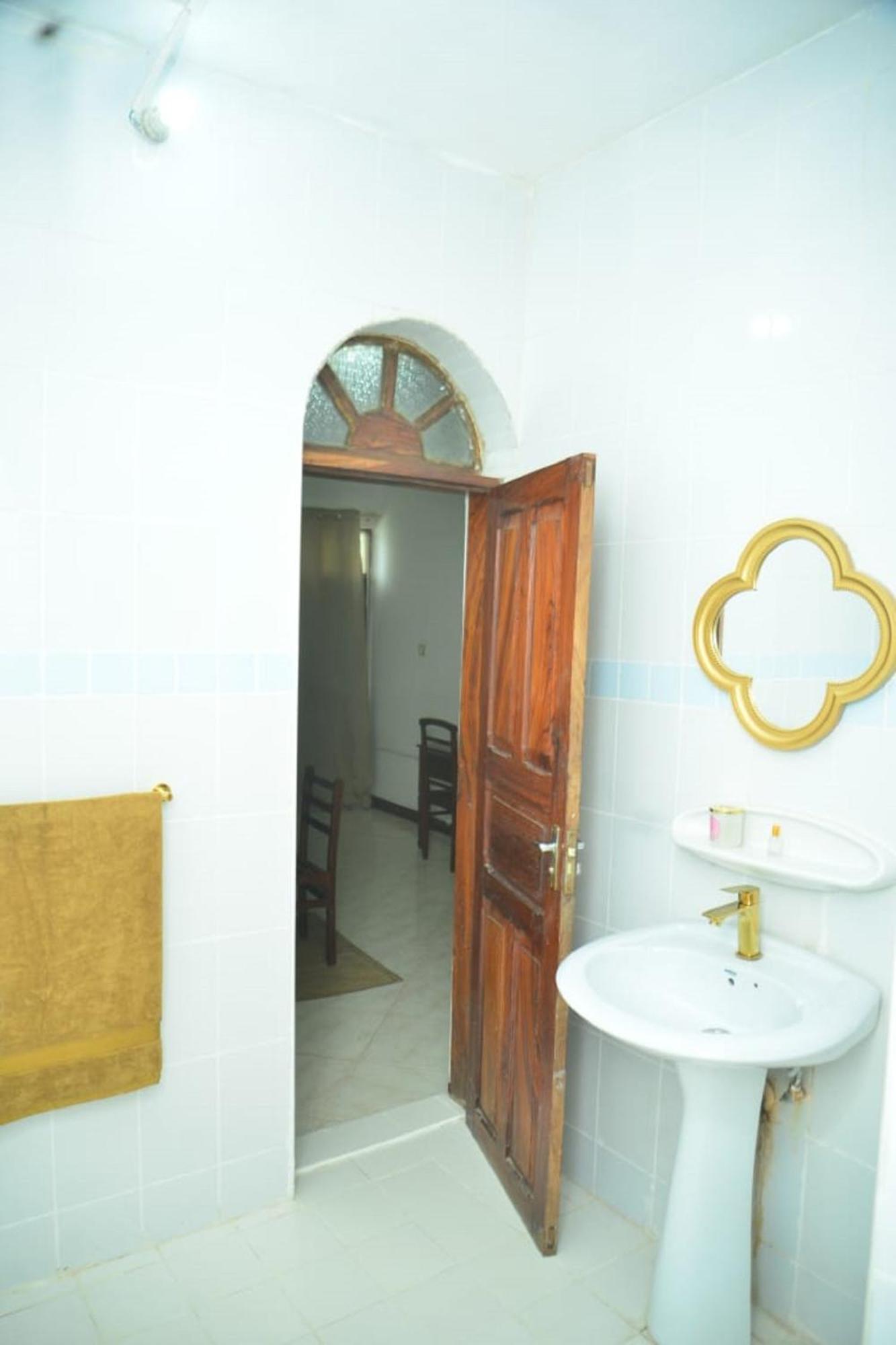 La Neisha Hotel Zanzibar Екстериор снимка