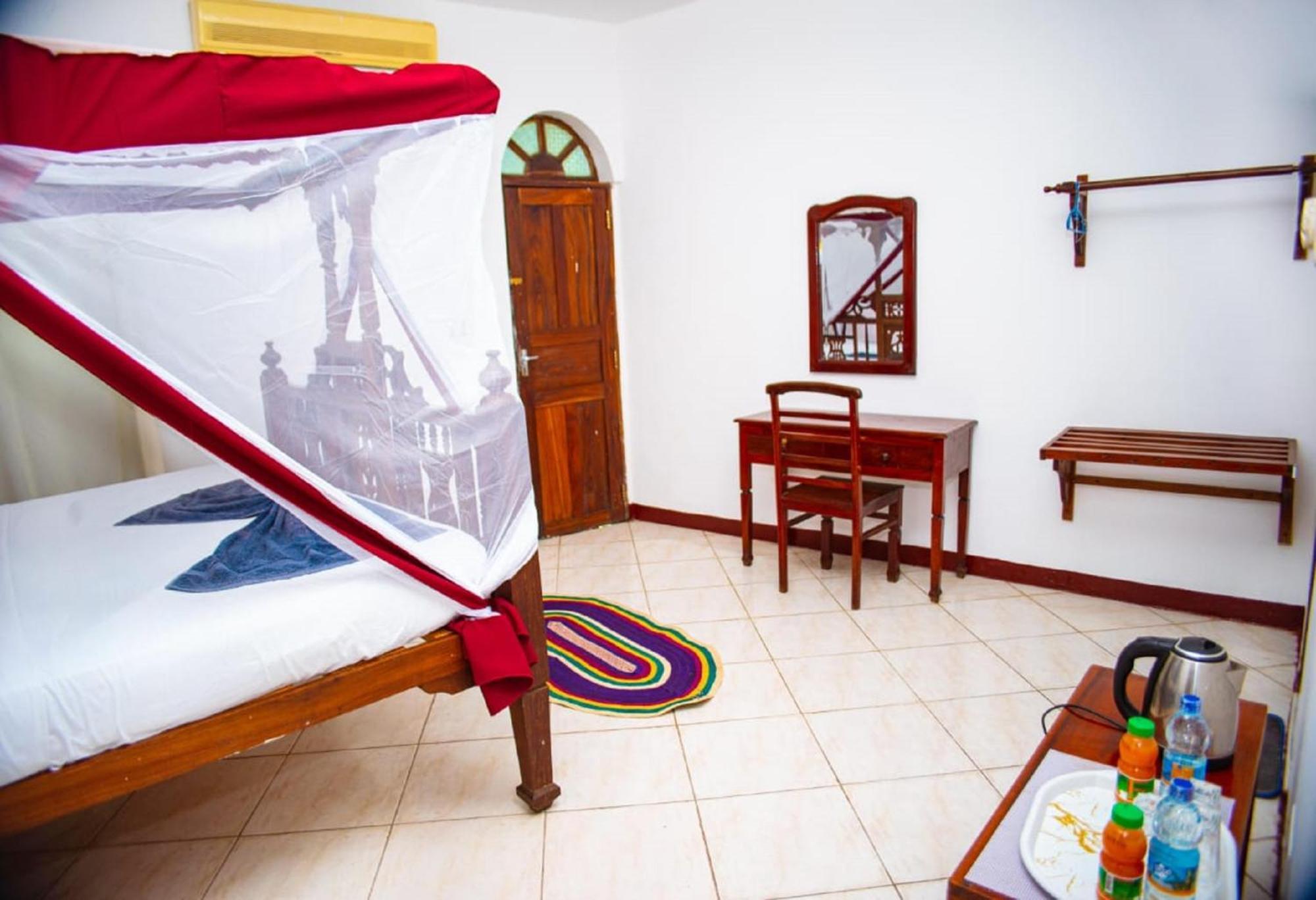 La Neisha Hotel Zanzibar Екстериор снимка